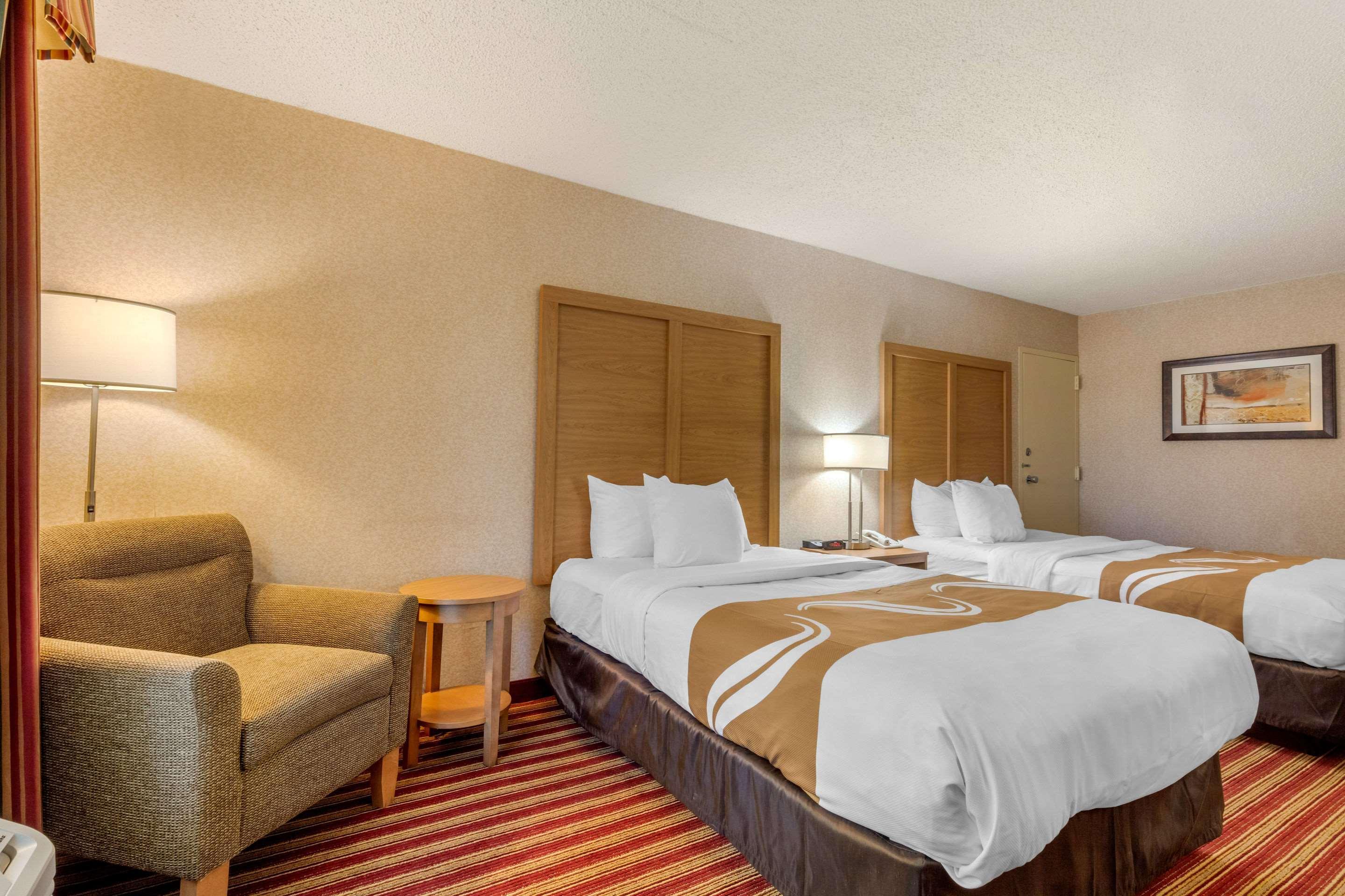 Quality Inn Exit 4 Кларксвілл Екстер'єр фото
