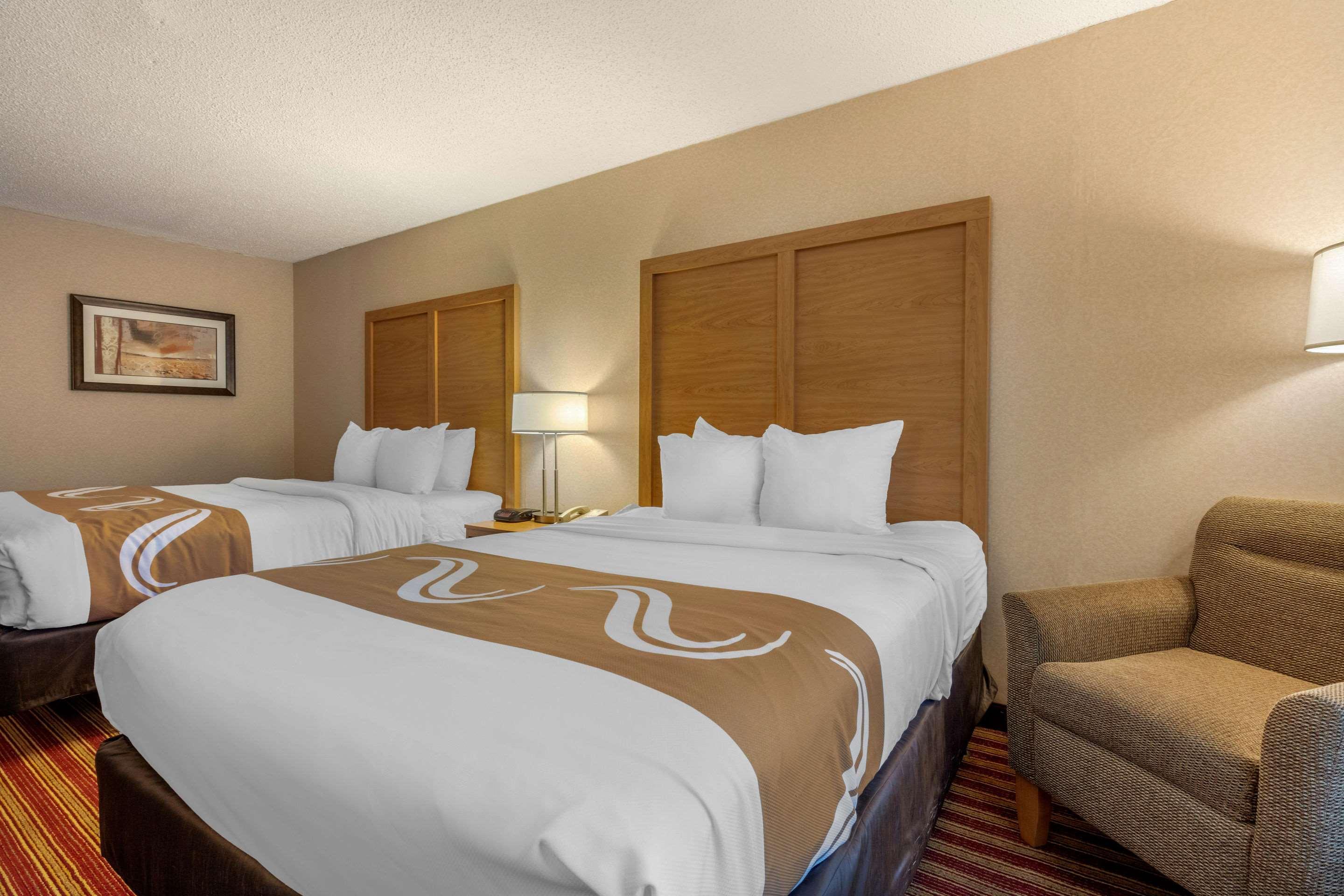 Quality Inn Exit 4 Кларксвілл Екстер'єр фото