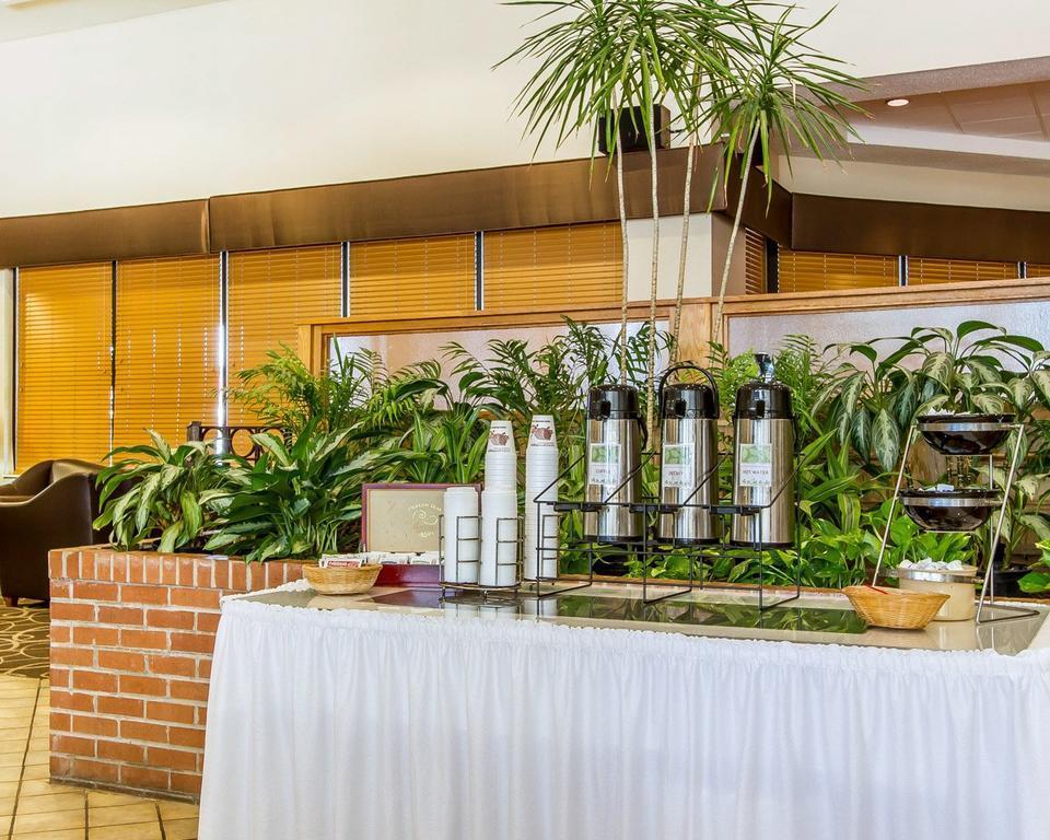 Quality Inn Exit 4 Кларксвілл Екстер'єр фото