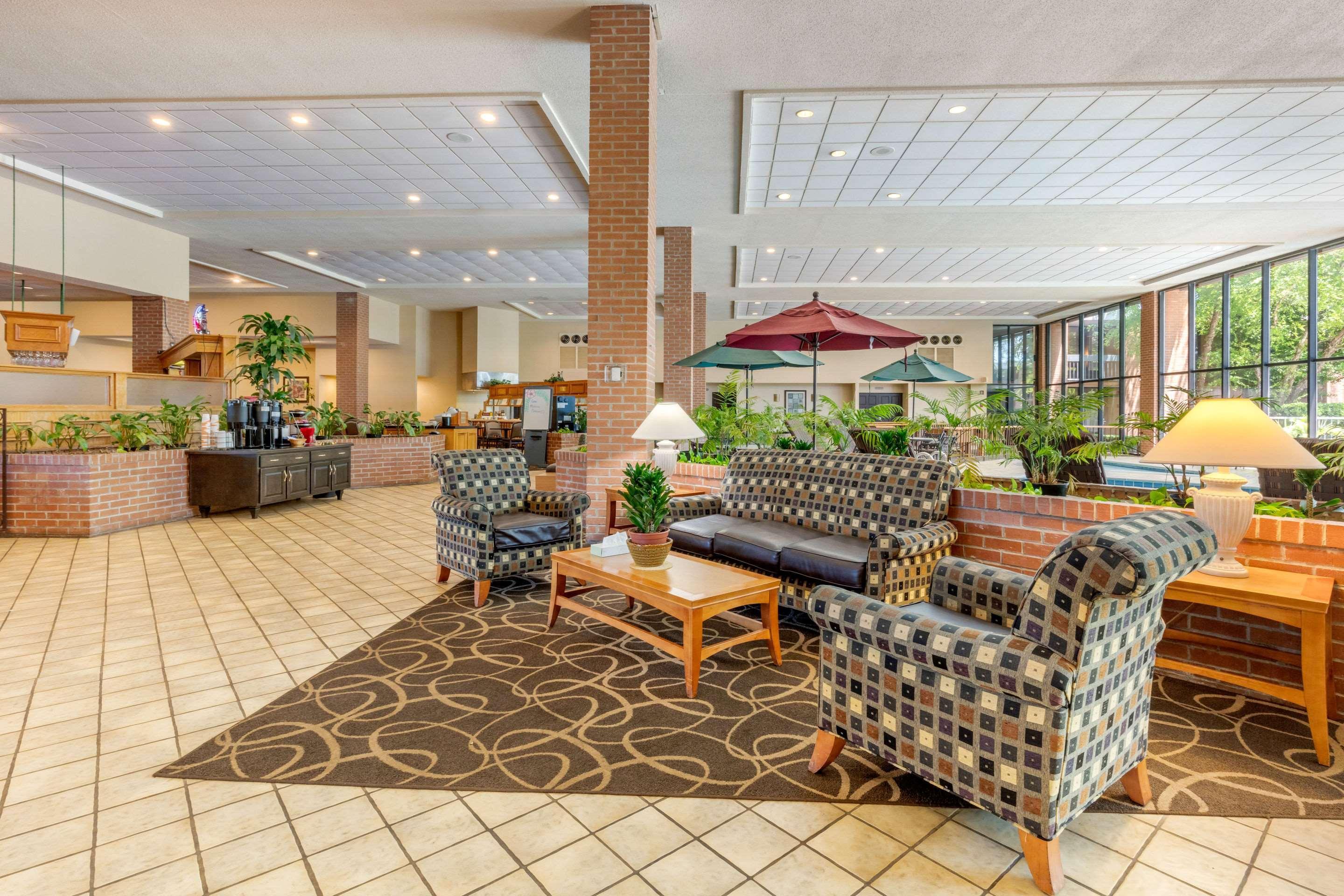 Quality Inn Exit 4 Кларксвілл Екстер'єр фото