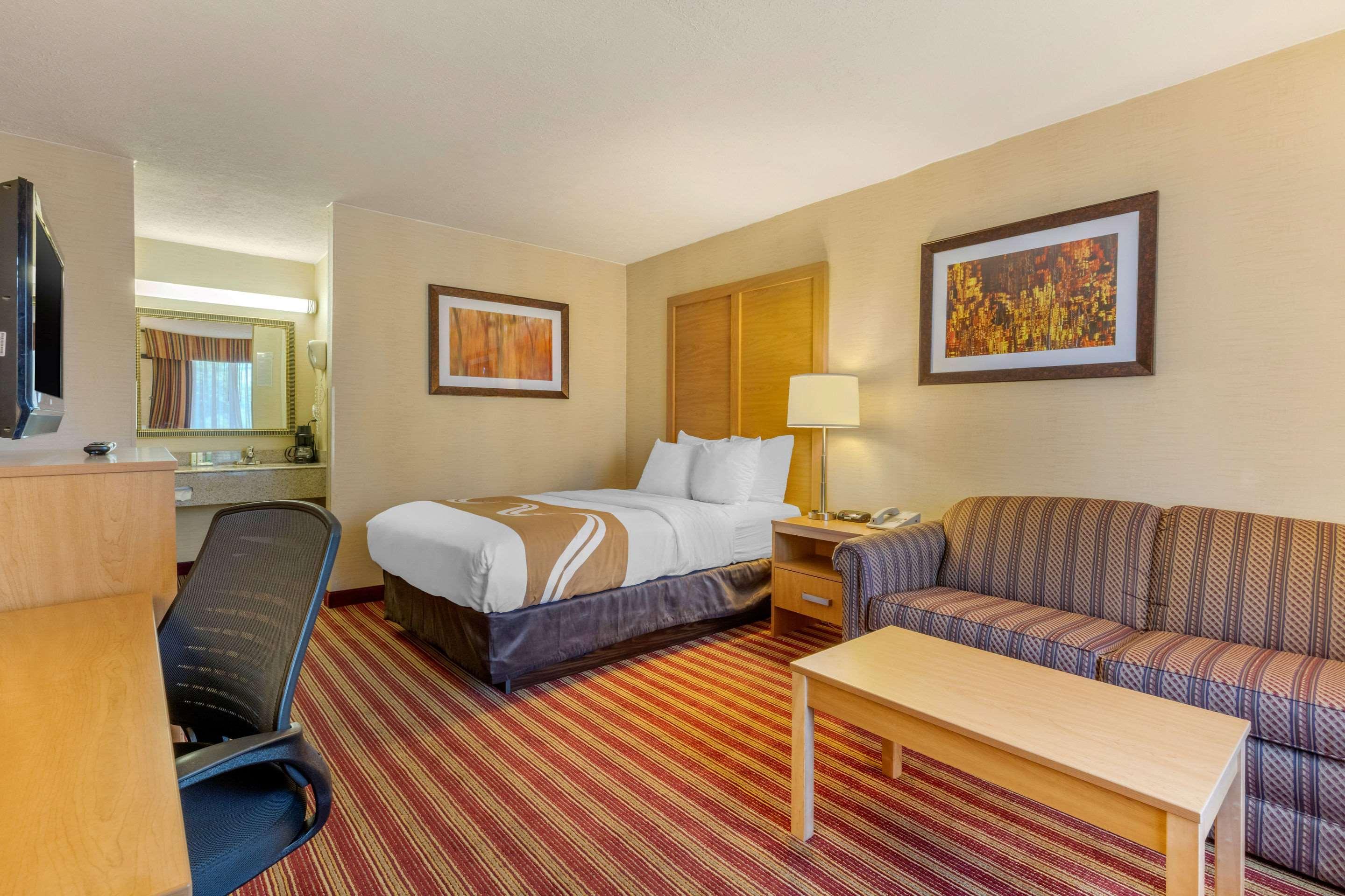 Quality Inn Exit 4 Кларксвілл Екстер'єр фото