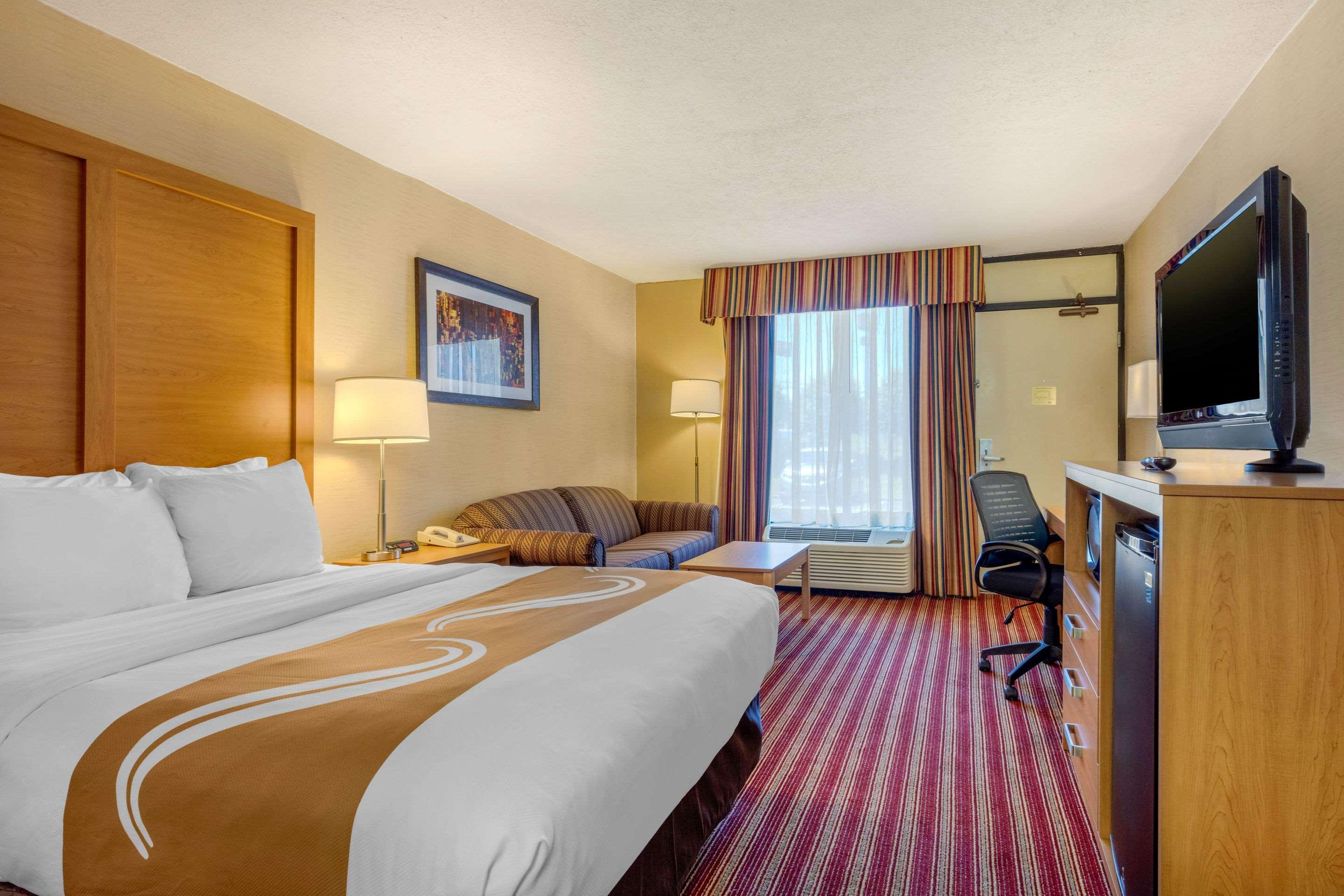 Quality Inn Exit 4 Кларксвілл Екстер'єр фото
