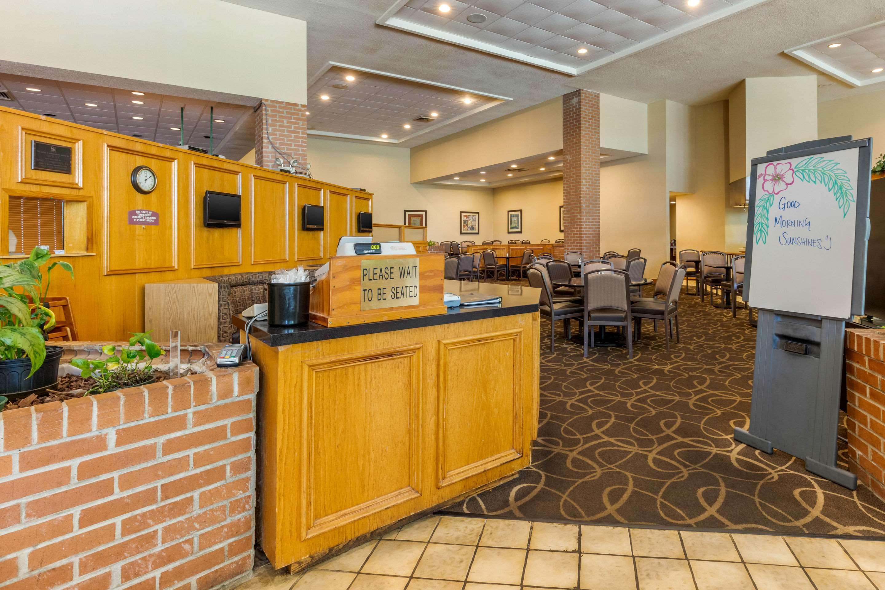 Quality Inn Exit 4 Кларксвілл Екстер'єр фото